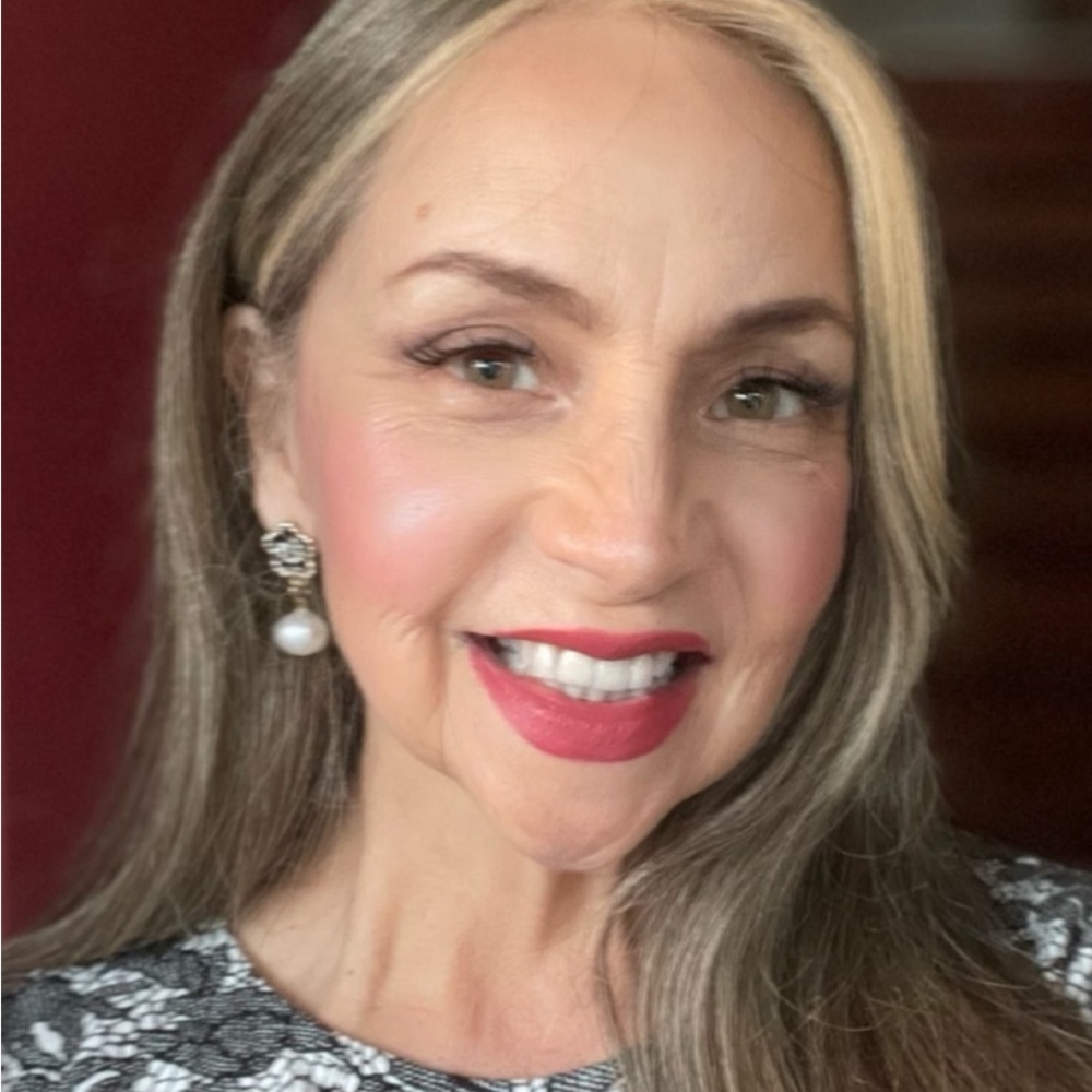 Meet your Posher, Maria c